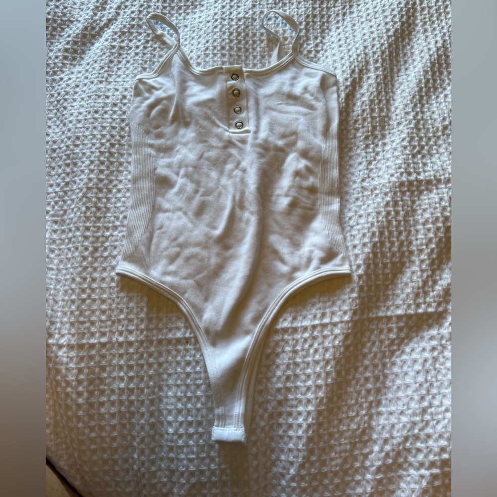 White button-down bodysuit one size